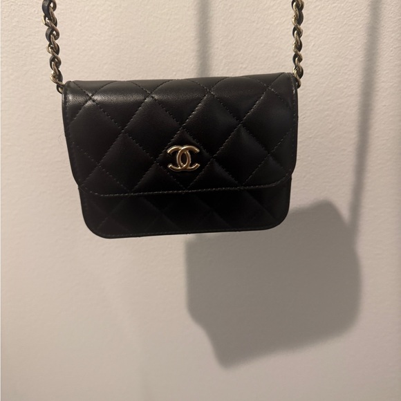 Chanel Clutch with Chain Quilted Lambskin Mini - Picture 16 of 16